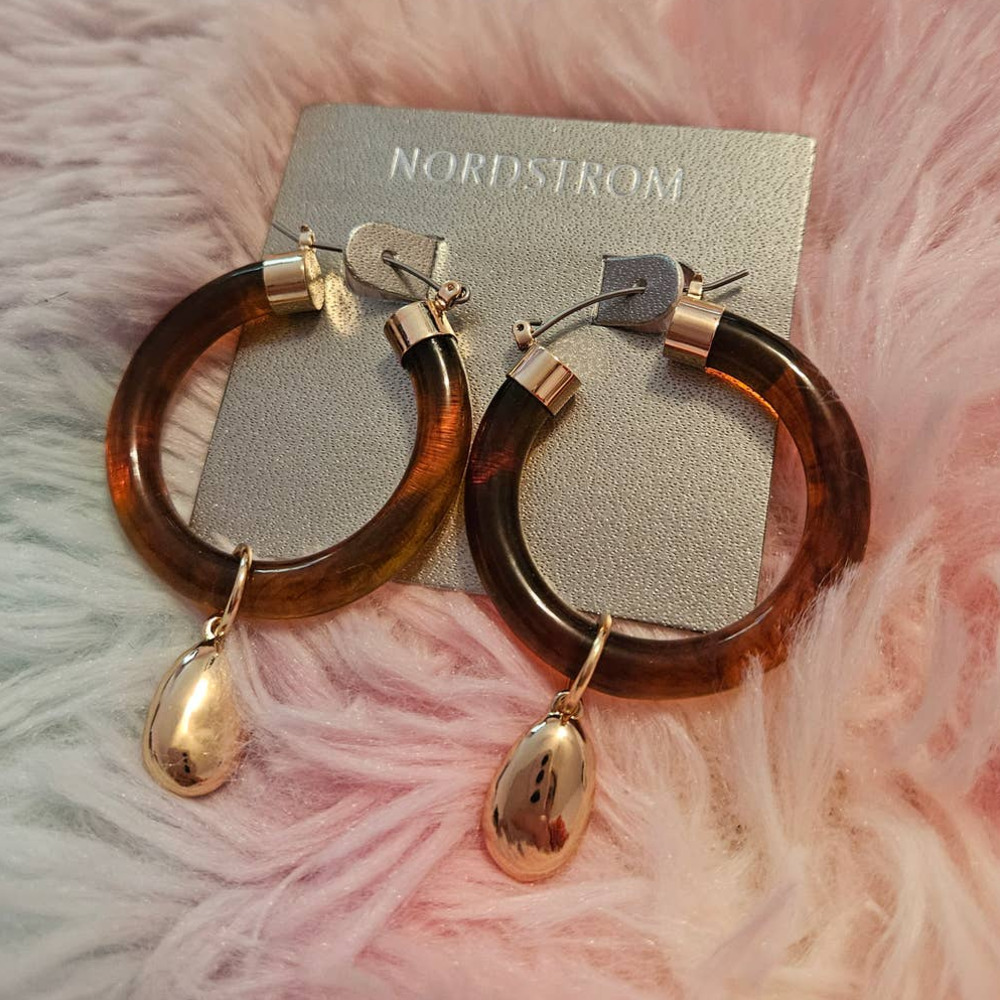 NWT! Nordstrom Resin Drop Hoop Earrings in Brown-Gold